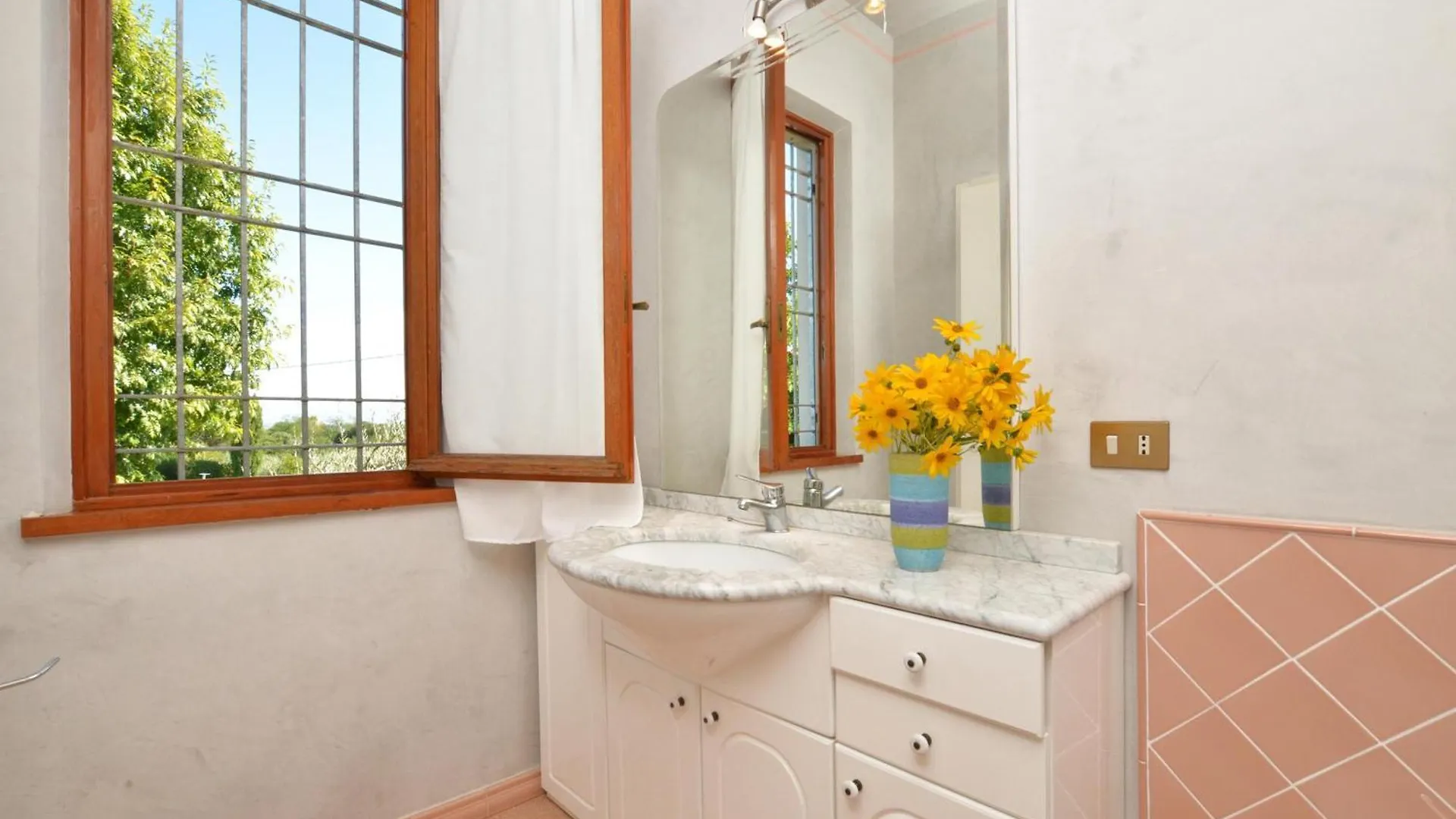 Casa Andreini - Happy Rentals Capannori Italy