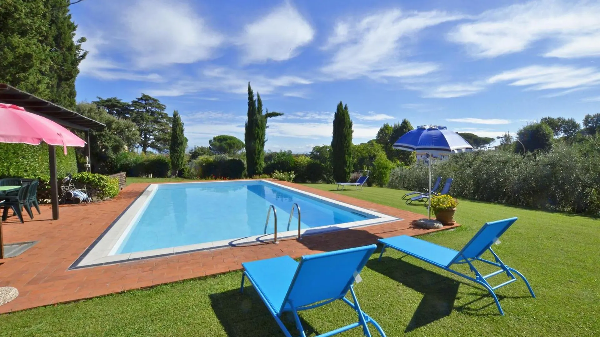 Casa Andreini - Happy Rentals contacts